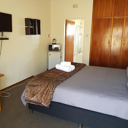 Kgosi Lodge Kimberley Eksteriør billede