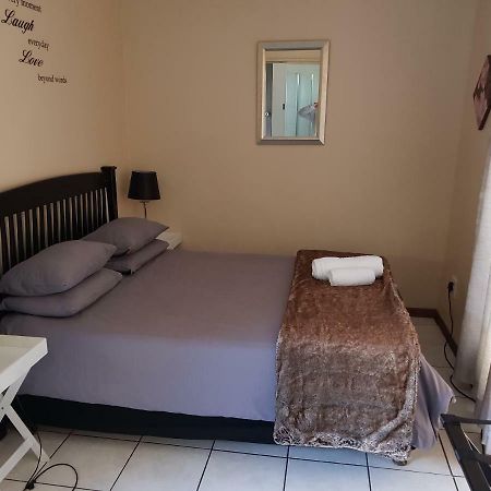Kgosi Lodge Kimberley Eksteriør billede