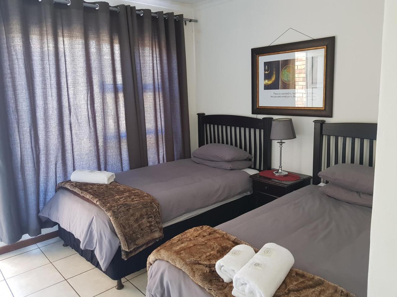 Kgosi Lodge Kimberley Eksteriør billede