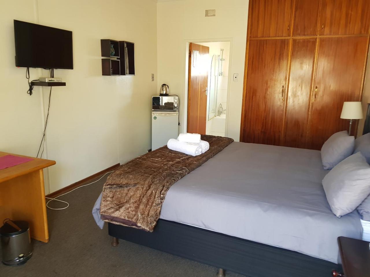 Kgosi Lodge Kimberley Eksteriør billede